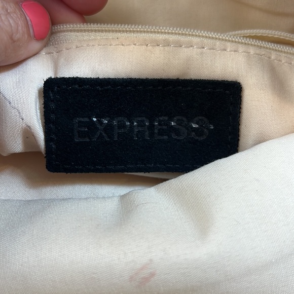 EXPRESS Envelope Faux Snakeskin Clutch - Picture 6 of 15